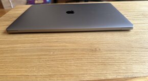 Apple MacBook Pro 2018 - 2