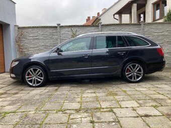 Škoda Superb II kombi 1,8 TSI 118 kW, 4x4, 146 tkm - 2