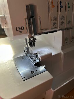 Merrylock 4075 coverlock-overlock - 2
