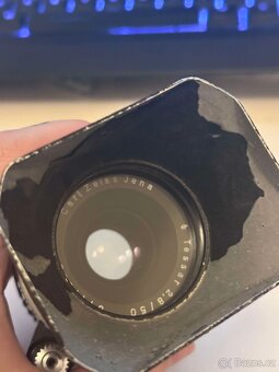 Carl Zeiss Jena Tessar 2,8/50 + HAKUBA UV B: EXA - 2