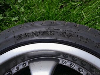 VW T4 , Sharan apod. Alu kola Autec 235/45 ZR17 97Y - 2