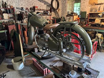 Jawa pérák 250 - 2