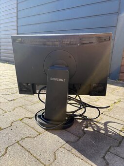 MONITOR SAMSUNG SYNCMASTER 2243BW - 2