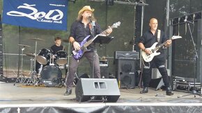Hledáme kytarystu, nebo dva - 2
