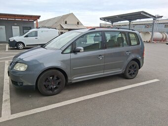 Volksvagen Touran 1.6 fsi - 2