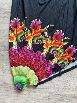Krásné šaty Desigual vel.40/L - 2