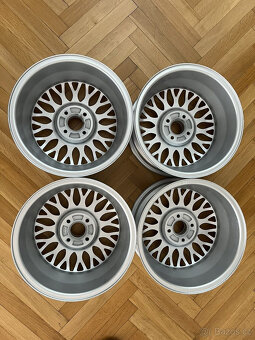 Alu kola BSS 407 191601025AA pro modely Golf 2 a VW s ABE - 2