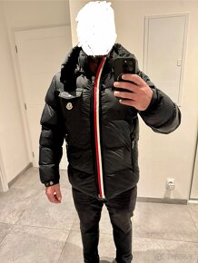 Zimni Bunda Moncler XL - nová nenosená - 2