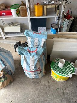 Prodám vápno hašené Čerťák, 2 pytle, 60kg,nové - 2