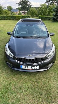 Kia Ceed 1,6 gdi, 99kw, panorama,full výbava - 2