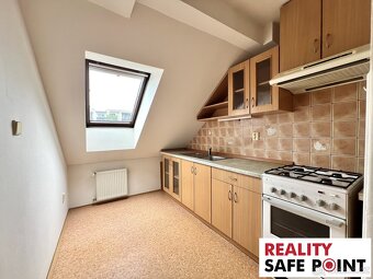 Pronájem podkrovního bytu 2+1 52 m2, Plzeň - Doudlevce - 2