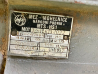 Tovární cirkulárka 4,4 kW  /60 cm - 2