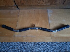 Kladka lomena, ohnuta, otacivy kloub - 2