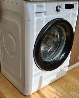 Pračka Whirlpool FFS 7259 B EE Freshcare+ - 2