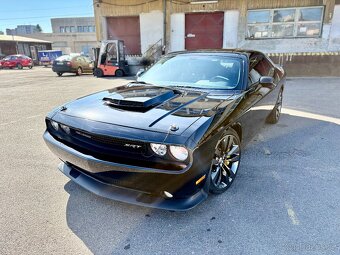 2013 Dodge Challenger SRT8 | MANUÁL | 74.000km | 392 HEMI - 2
