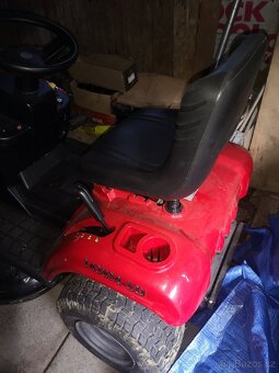 Zahradní traktor - 2
