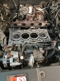 Mitsubishi outlander - 2