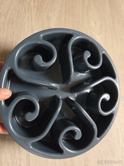 Zpomalovací protihltaci miska pro psa Eat Slow vel. S - 2