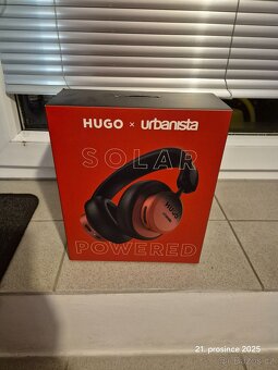 Solární bezdrátová sluchátka Urbanista LosAngeles -HOGO BOSS - 2