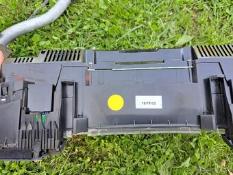 AUDI A4B6 maxidot budíky - 2