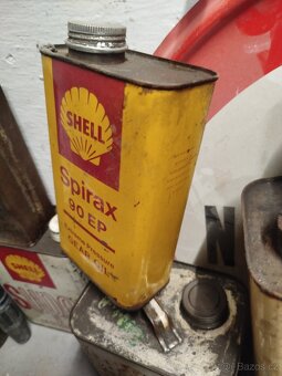 Plechovky od oil - 2