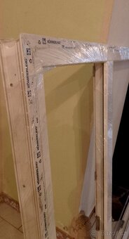 2 x okno 181 x 137 cm, doprava - 2