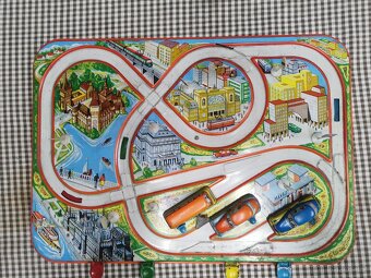 Maďarská plechová autodráha - 2