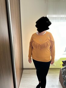 Mix dámských vrchních oděvů - 2