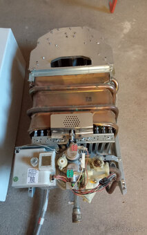 ohřívač vody Junkers - 2