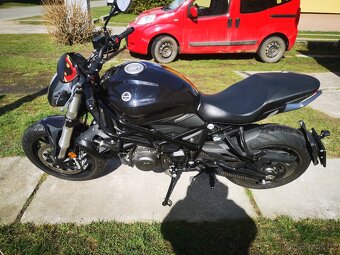Benelli 752S, najeto 475km Zánovní motocykl. - 2
