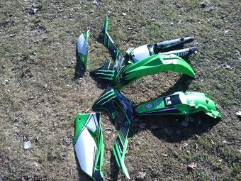 Prodám plásty na Kawasaki kxf 450 - 2