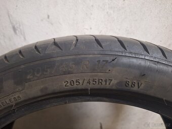 Letní pneu 205/45/17 Michelin - 2