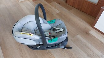 Dětská autosedačka Aton S2 i-Size včetně ISOFIX báze - 2