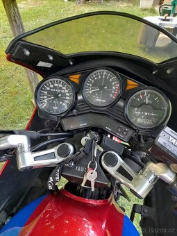 Yamaha XJ 900 31A - 2