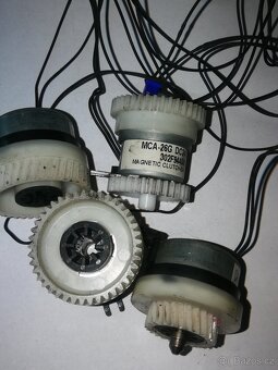 Motorky na 5-20V a 24V s ozubením - 2