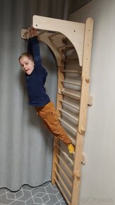 Žebřiny . montessori Piklerové, Piklerův trojúhelník - 2