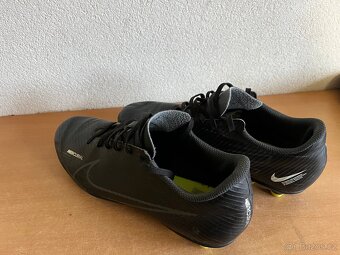 Kopačky Nike velikost 40 - 2
