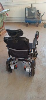 Elektrický invalidní vozík 8000F - 2