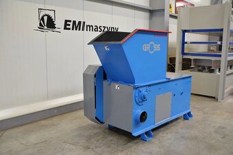 6203 - ŠTĚPKOVAČ S ŠNEKOVÝM VYHRABÁVAČEM GROSS - 2