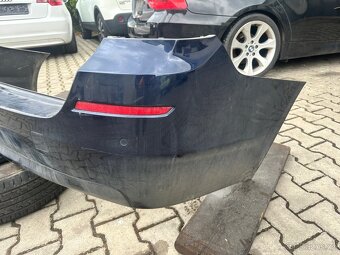 Zadní nárazník BMW F11 - 2