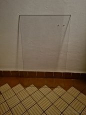 Sklo na police - 2