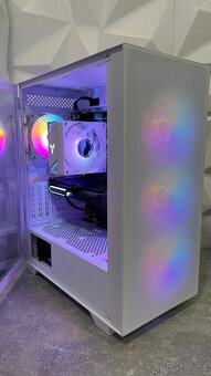 Herní PC RYZEN 5 5600 / RTX 4060 8GB / DDR4 32GB - 2