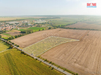 Prodej komerčního pozemku, 22063 m², Kačice - 2