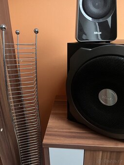 Stojan na CD - 2