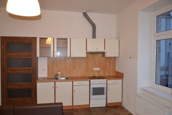 Pronajmu byt 3+kk o výměře 77 m2 v Benešově nad Ploučnicí - 2