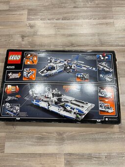 Lego Nákladní letadlo 42025 - 2
