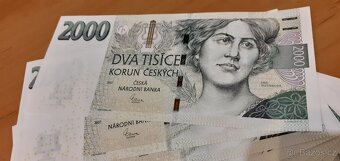 Bankovka NM 2000 série M, 9 ks po sobě jdoucích. (0-8) - 2