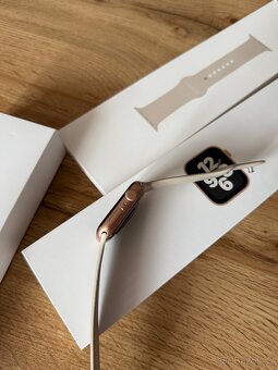 Apple Watch SE 44mm - 2