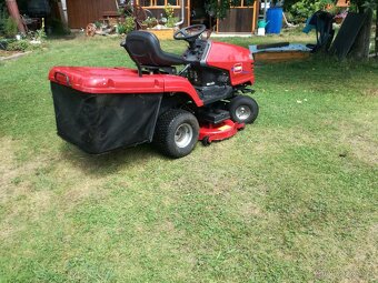 Zahradní traktor - 2