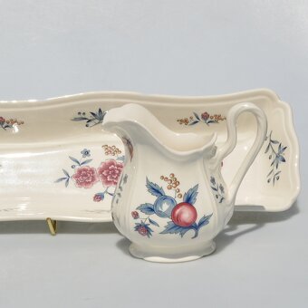 Wedgwood Elegantní sada - podnos + džbánek - 2